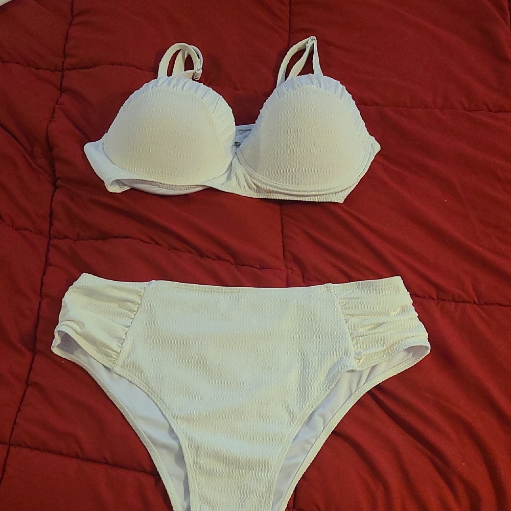 SHEIN White Textured Swimwear